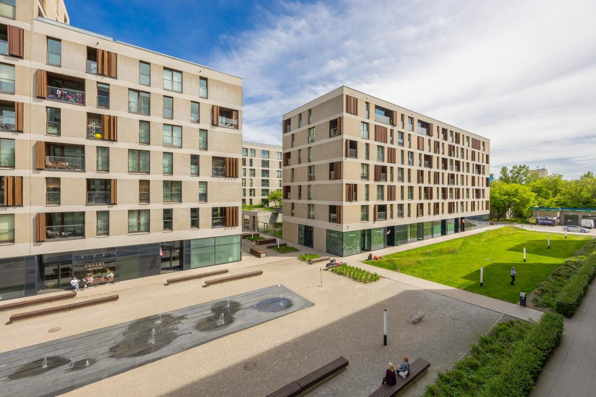 Cozy Apartments With Parking In The 19Th District By Noclegi Renters Warsaw Exterior photo